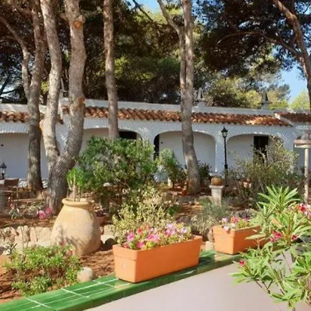 Hotel Del Almirante *