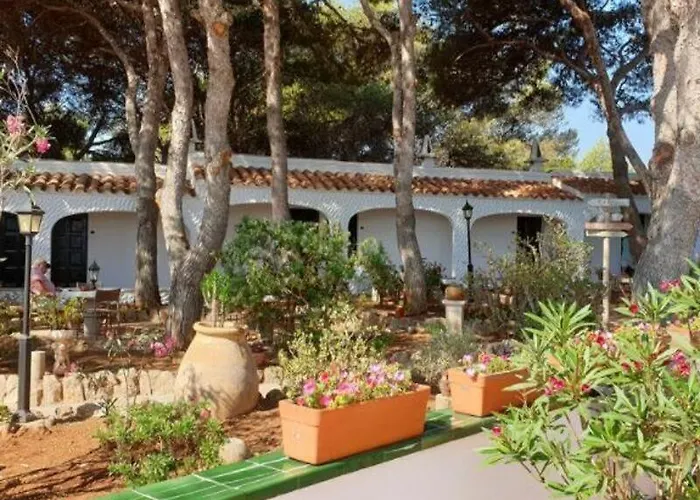 מלון Del Almirante *