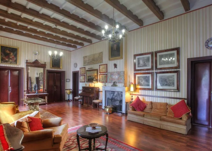 מלון Del Almirante