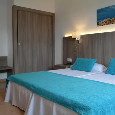 Del Almirante Hotell