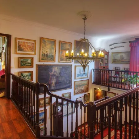 Del Almirante Ξενοδοχείο