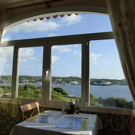 فندق Del Almirante